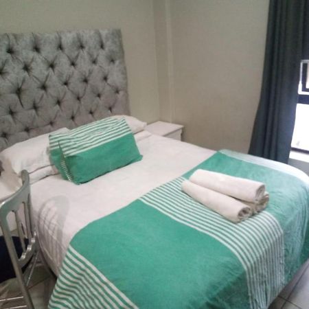 יוהנסבורג One Rosebank Stay מראה חיצוני תמונה