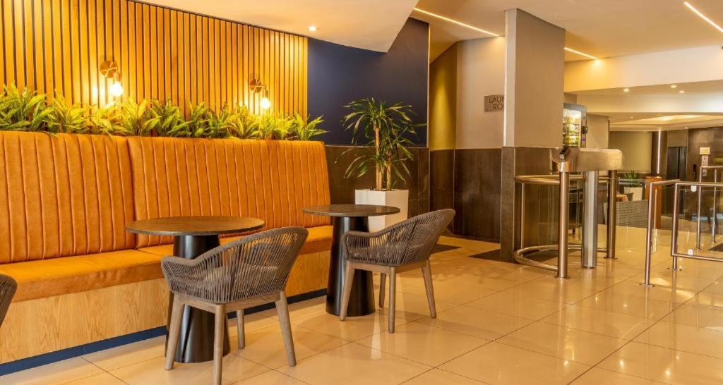 יוהנסבורג One Rosebank Stay מראה חיצוני תמונה
